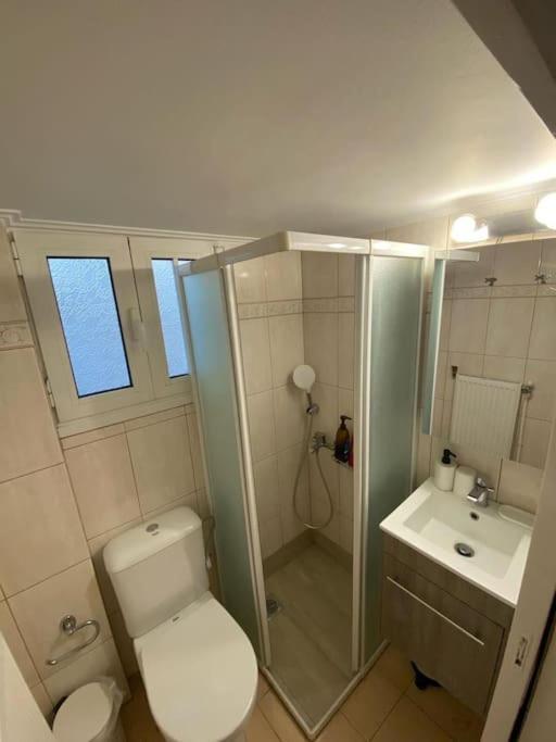 Appartamento Pent House With Terrace Pireo Esterno foto