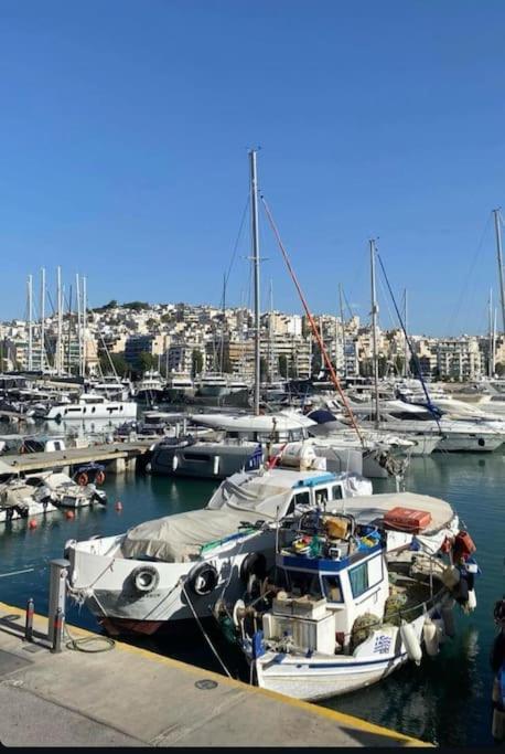 Appartamento Pent House With Terrace Pireo Esterno foto